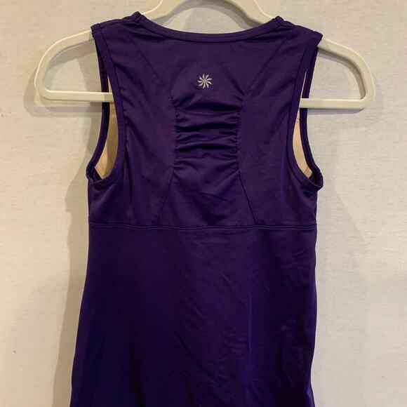Athleta Womens purple tank with rouching and built-in bra small - Picture 4 of 9